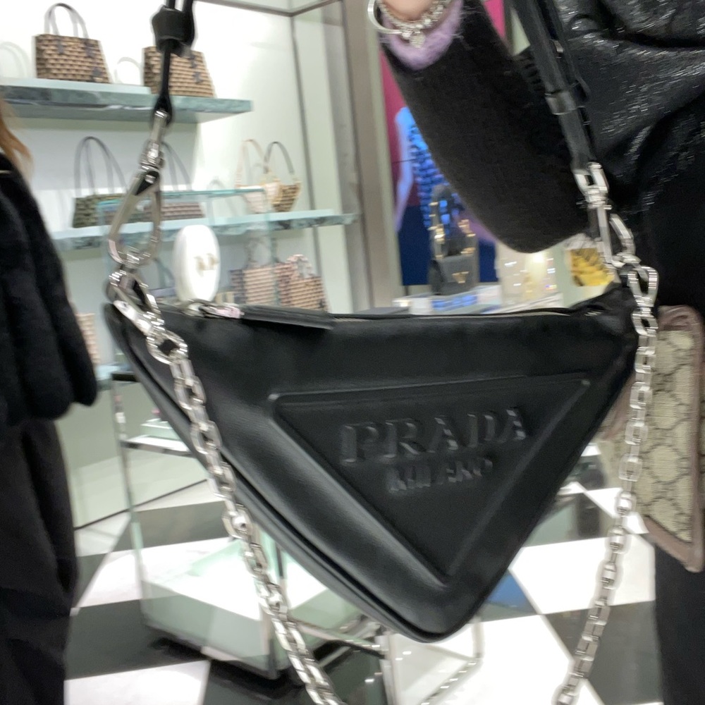 💯 Authentic PRADA Triangle Logo Embossed Leather Convertible Shoulder Bag (NWT) - Picture 1 of 16